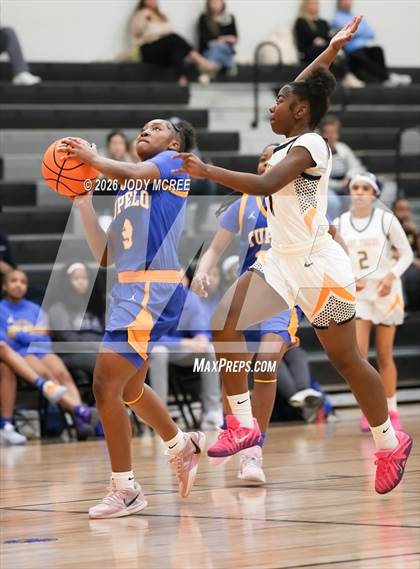 Thumbnail 1 in Tupelo @ Hernando photogallery.