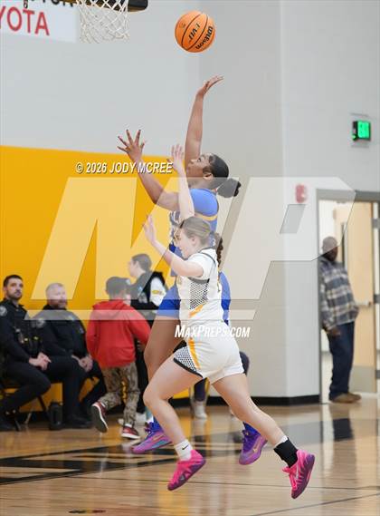 Thumbnail 1 in Tupelo @ Hernando photogallery.