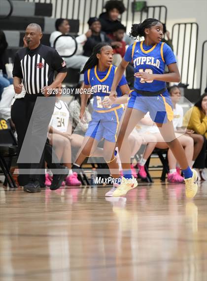 Thumbnail 1 in Tupelo @ Hernando photogallery.