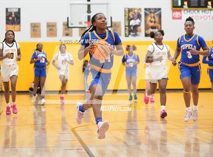 Thumbnail 1 in Tupelo @ Hernando photogallery.