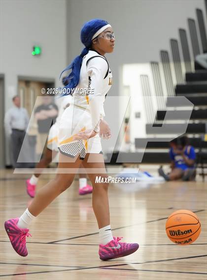 Thumbnail 1 in Tupelo @ Hernando photogallery.