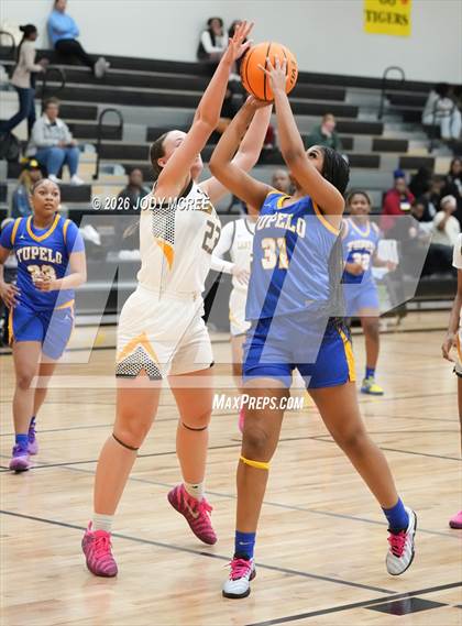 Thumbnail 3 in Tupelo @ Hernando photogallery.