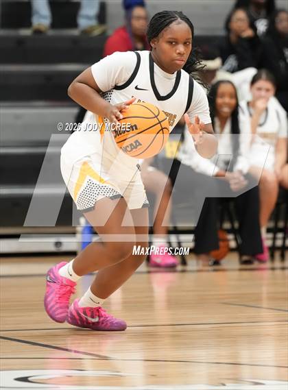 Thumbnail 2 in Tupelo @ Hernando photogallery.