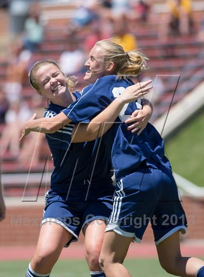 Thumbnail 1 in Swansboro vs. South Iredell (NCHSAA 2A Final) photogallery.