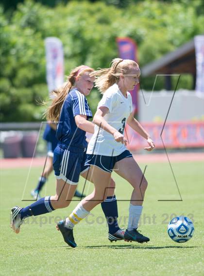 Thumbnail 2 in Swansboro vs. South Iredell (NCHSAA 2A Final) photogallery.