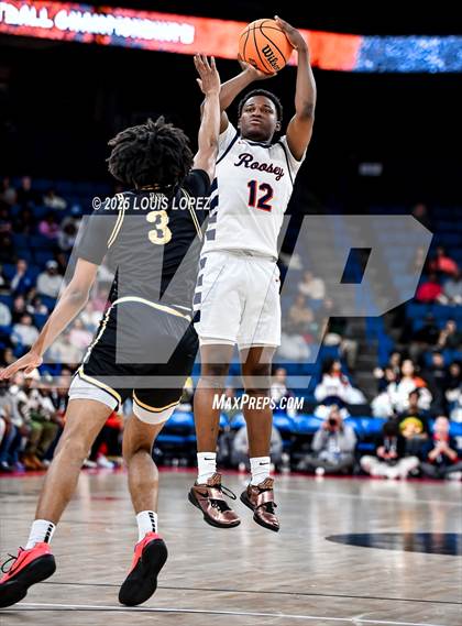 Thumbnail 2 in Roosevelt vs. Notre Dame (SO) (CIF SS Open DIV Championship) photogallery.
