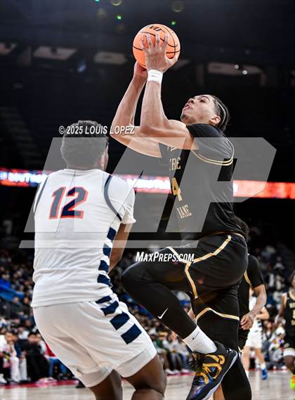 Thumbnail 2 in Roosevelt vs. Notre Dame (SO) (CIF SS Open DIV Championship) photogallery.