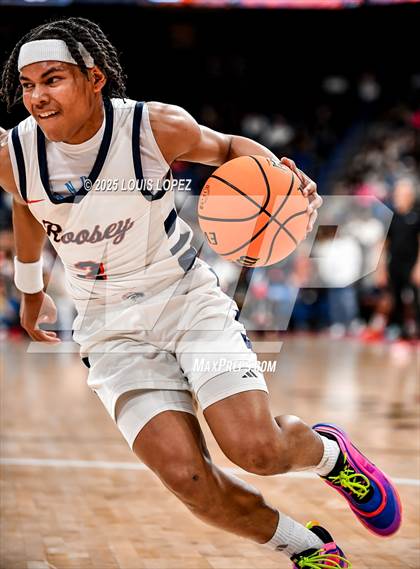 Thumbnail 2 in Roosevelt vs. Notre Dame (SO) (CIF SS Open DIV Championship) photogallery.