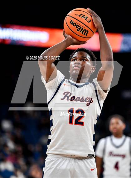 Thumbnail 3 in Roosevelt vs. Notre Dame (SO) (CIF SS Open DIV Championship) photogallery.