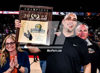 Thumbnail 1 in Roosevelt vs. Notre Dame (SO) (CIF SS Open DIV Championship) photogallery.