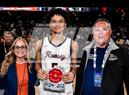 Thumbnail 2 in Roosevelt vs. Notre Dame (SO) (CIF SS Open DIV Championship) photogallery.