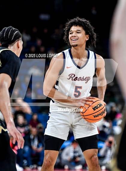 Thumbnail 1 in Roosevelt vs. Notre Dame (SO) (CIF SS Open DIV Championship) photogallery.