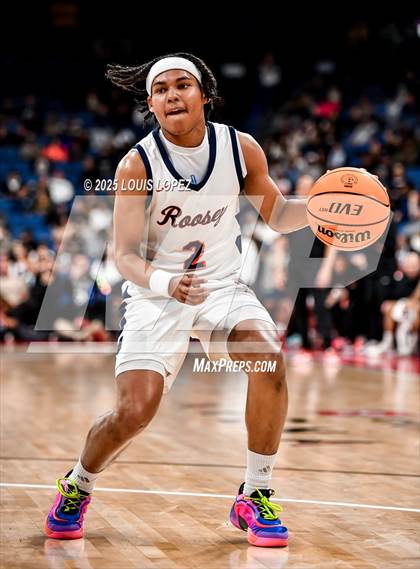 Thumbnail 2 in Roosevelt vs. Notre Dame (SO) (CIF SS Open DIV Championship) photogallery.