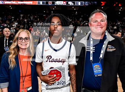 Thumbnail 3 in Roosevelt vs. Notre Dame (SO) (CIF SS Open DIV Championship) photogallery.