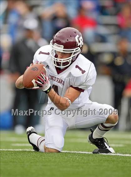 Thumbnail 2 in Cinco Ranch vs. West Brook (Teaxs 5A Region 3 Playoffs) photogallery.