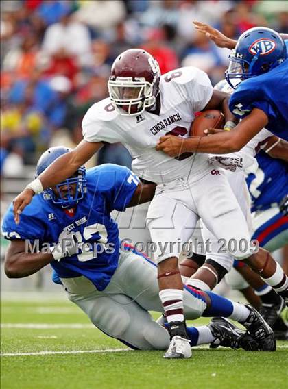 Thumbnail 2 in Cinco Ranch vs. West Brook (Teaxs 5A Region 3 Playoffs) photogallery.
