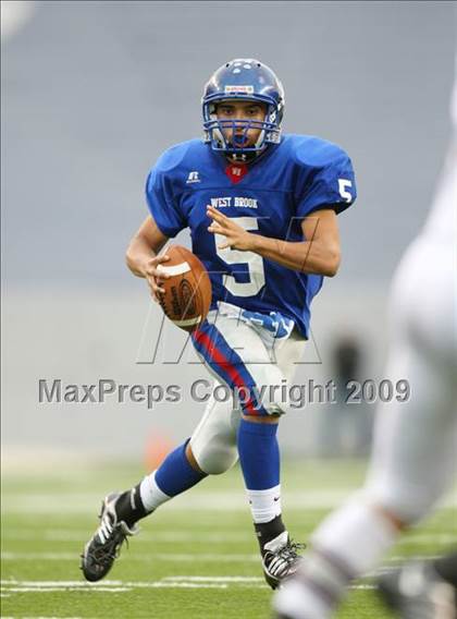 Thumbnail 3 in Cinco Ranch vs. West Brook (Teaxs 5A Region 3 Playoffs) photogallery.