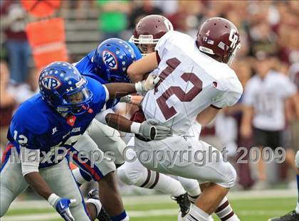Thumbnail 1 in Cinco Ranch vs. West Brook (Teaxs 5A Region 3 Playoffs) photogallery.