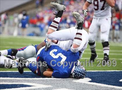 Thumbnail 1 in Cinco Ranch vs. West Brook (Teaxs 5A Region 3 Playoffs) photogallery.