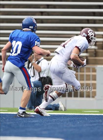 Thumbnail 1 in Cinco Ranch vs. West Brook (Teaxs 5A Region 3 Playoffs) photogallery.