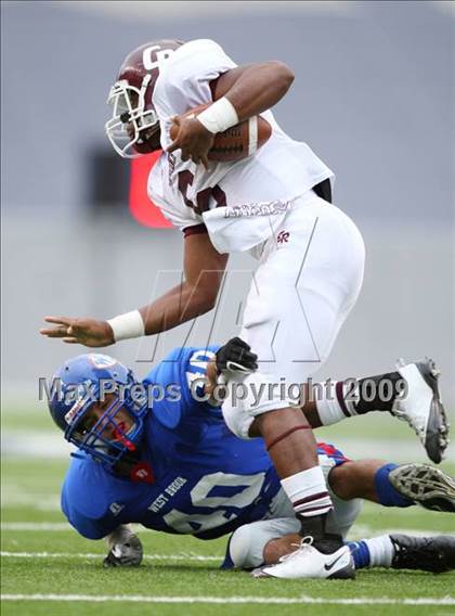 Thumbnail 3 in Cinco Ranch vs. West Brook (Teaxs 5A Region 3 Playoffs) photogallery.