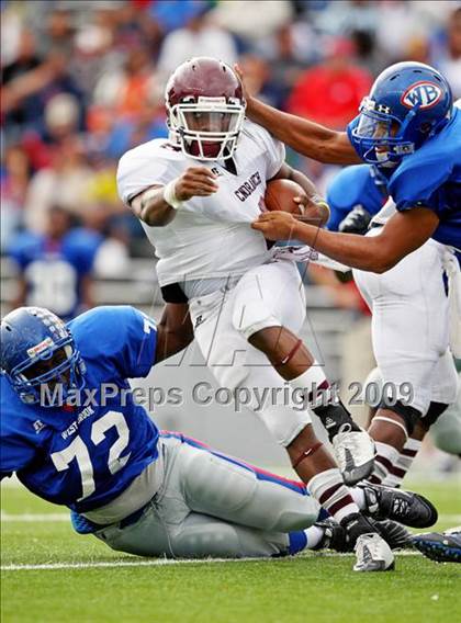 Thumbnail 3 in Cinco Ranch vs. West Brook (Teaxs 5A Region 3 Playoffs) photogallery.