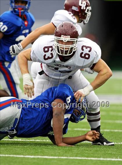 Thumbnail 2 in Cinco Ranch vs. West Brook (Teaxs 5A Region 3 Playoffs) photogallery.
