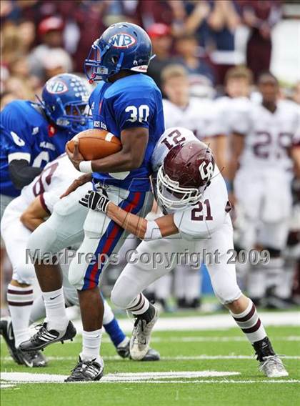Thumbnail 1 in Cinco Ranch vs. West Brook (Teaxs 5A Region 3 Playoffs) photogallery.