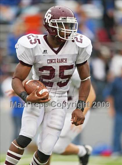 Thumbnail 1 in Cinco Ranch vs. West Brook (Teaxs 5A Region 3 Playoffs) photogallery.