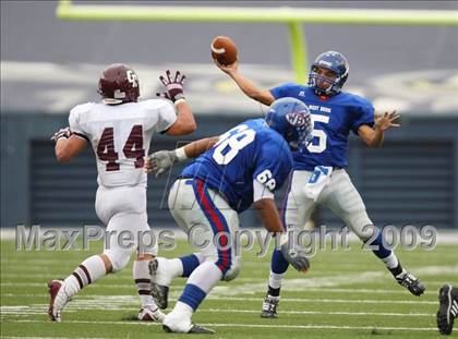 Thumbnail 3 in Cinco Ranch vs. West Brook (Teaxs 5A Region 3 Playoffs) photogallery.