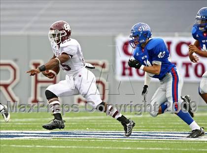Thumbnail 3 in Cinco Ranch vs. West Brook (Teaxs 5A Region 3 Playoffs) photogallery.