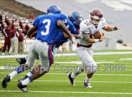 Thumbnail 2 in Cinco Ranch vs. West Brook (Teaxs 5A Region 3 Playoffs) photogallery.