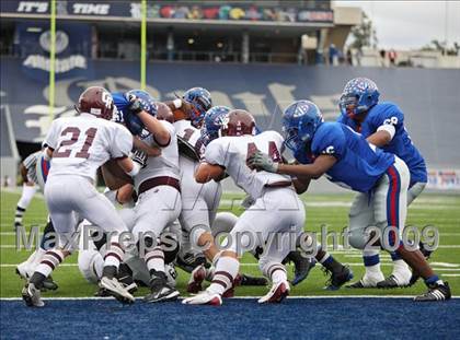 Thumbnail 2 in Cinco Ranch vs. West Brook (Teaxs 5A Region 3 Playoffs) photogallery.