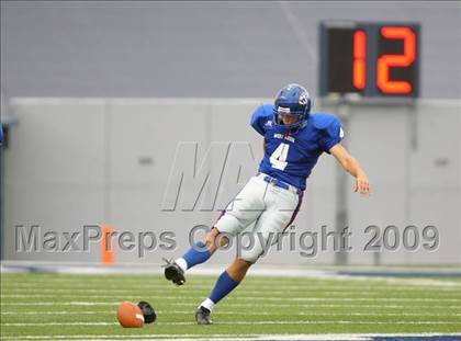 Thumbnail 3 in Cinco Ranch vs. West Brook (Teaxs 5A Region 3 Playoffs) photogallery.