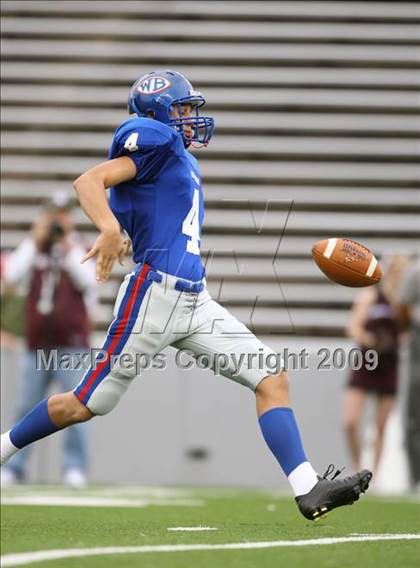 Thumbnail 2 in Cinco Ranch vs. West Brook (Teaxs 5A Region 3 Playoffs) photogallery.