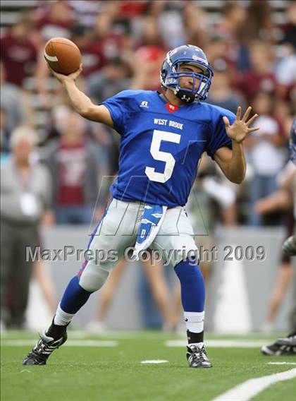 Thumbnail 1 in Cinco Ranch vs. West Brook (Teaxs 5A Region 3 Playoffs) photogallery.