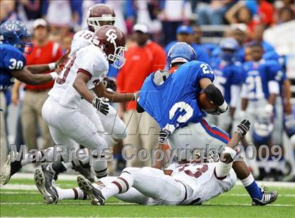 Thumbnail 3 in Cinco Ranch vs. West Brook (Teaxs 5A Region 3 Playoffs) photogallery.