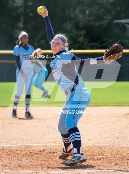 Thumbnail 3 in Moore County vs. Silverdale Academy photogallery.