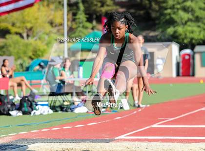 Thumbnail 1 in CIF-SS Track & Field Divisional Finals (Girls) photogallery.