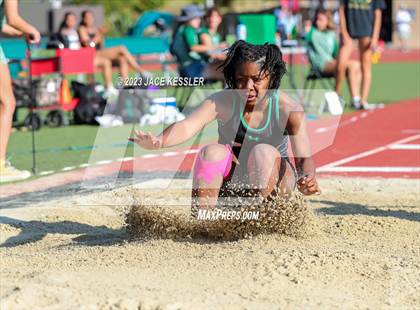 Thumbnail 2 in CIF-SS Track & Field Divisional Finals (Girls) photogallery.