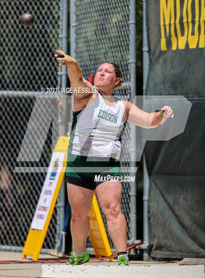 Thumbnail 2 in CIF-SS Track & Field Divisional Finals (Girls) photogallery.