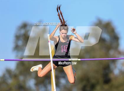 Thumbnail 1 in CIF-SS Track & Field Divisional Finals (Girls) photogallery.