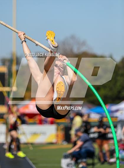 Thumbnail 3 in CIF-SS Track & Field Divisional Finals (Girls) photogallery.