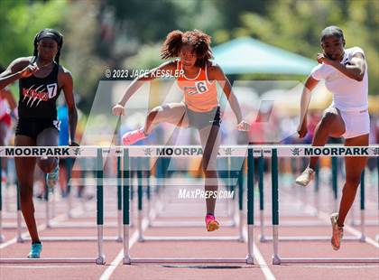 Thumbnail 3 in CIF-SS Track & Field Divisional Finals (Girls) photogallery.