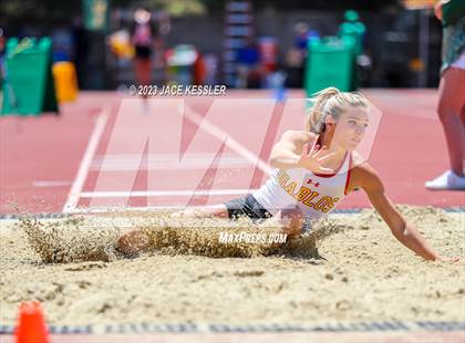 Thumbnail 1 in CIF-SS Track & Field Divisional Finals (Girls) photogallery.