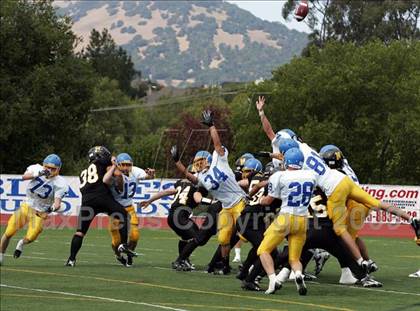 Thumbnail 1 in Foothill @ Novato photogallery.