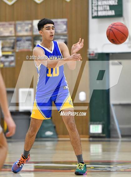 Thumbnail 3 in Del Campo vs. Foothill (Jack Scott Tournament) photogallery.