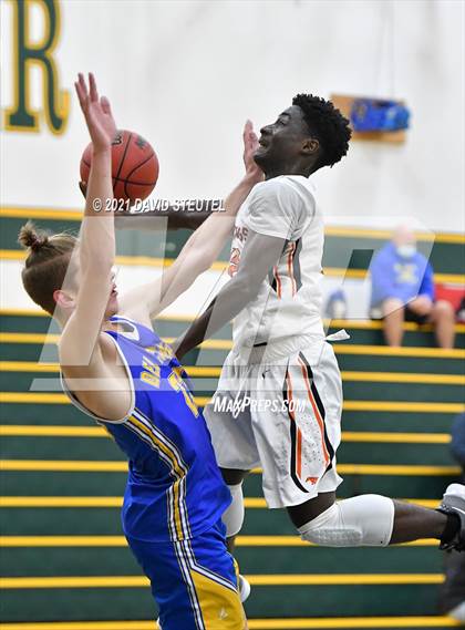 Thumbnail 3 in Del Campo vs. Foothill (Jack Scott Tournament) photogallery.