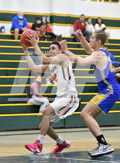 Thumbnail 2 in Del Campo vs. Foothill (Jack Scott Tournament) photogallery.
