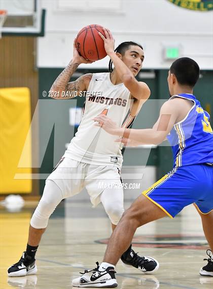 Thumbnail 2 in Del Campo vs. Foothill (Jack Scott Tournament) photogallery.